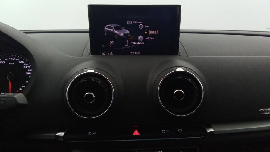 Mandataire Automobile occasion, recherche de Audi A3-sportback-30-tfsi-116-s-tronic-7-gps-pdc-ar - E-Motors