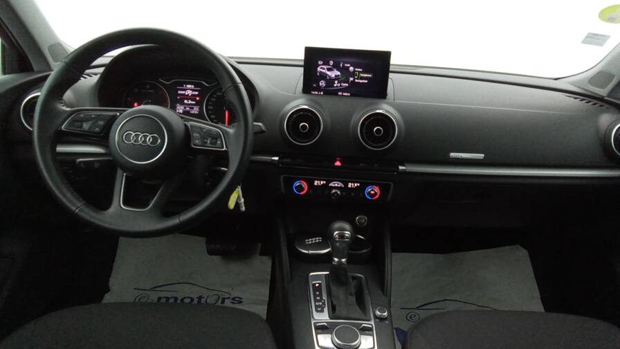 Mandataire Automobile occasion, recherche de Audi A3-sportback-35-tdi-150-s-tronic-7-design-plus-gps-plus-cam-ra - E-Motors