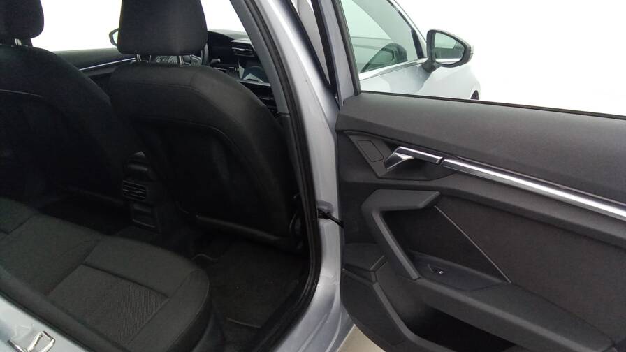 Mandataire Automobile occasion, recherche de Audi A3-sportback-40-tfsie-204-s-tronic-6-design-gps - E-Motors