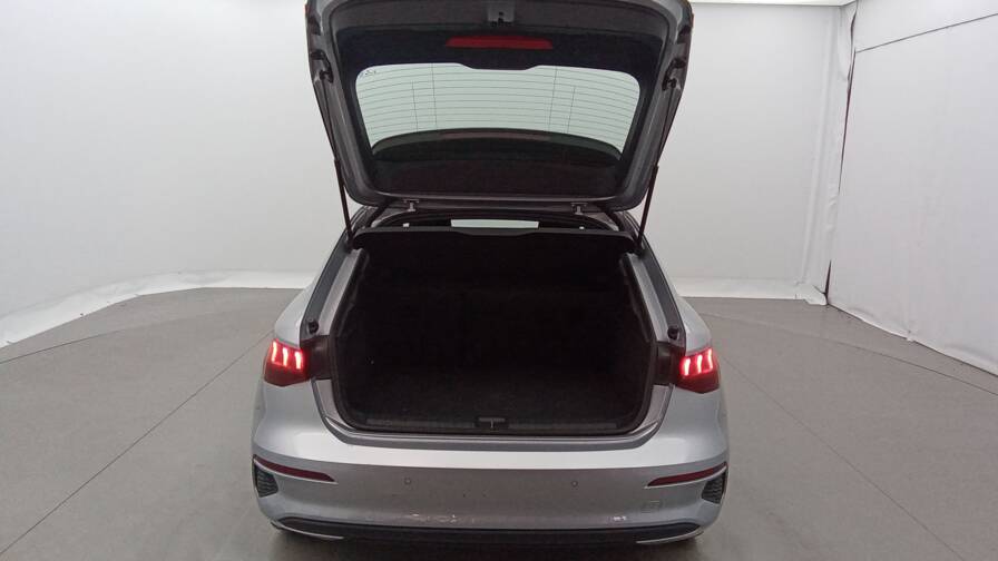 Mandataire Automobile occasion, recherche de Audi A3-sportback-40-tfsie-204-s-tronic-6-design-gps - E-Motors