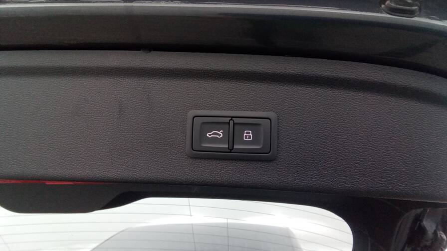 Mandataire Automobile occasion, recherche de Audi A3-sportback-tdi-116-s-tronic-7-cuir-gps - E-Motors