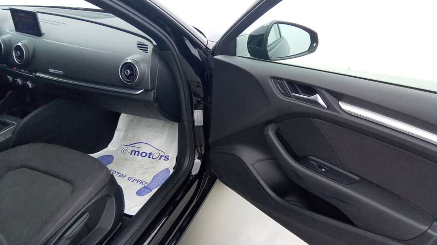 Mandataire Automobile occasion, recherche de Audi A3-sportback-tfsi-115-pdc-ar-sieges-chauffants - E-Motors