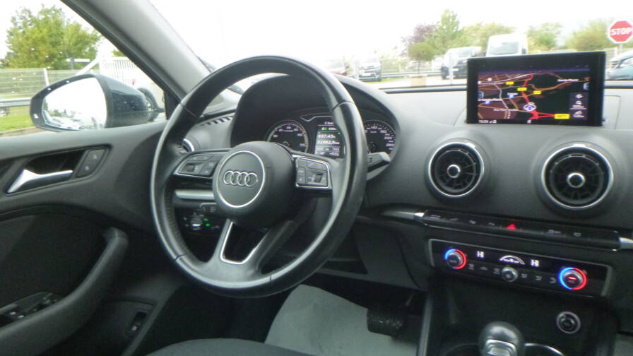 Mandataire Automobile occasion, recherche de Audi A3-sportback-40-tfsie-204-s-tronic-design - E-Motors