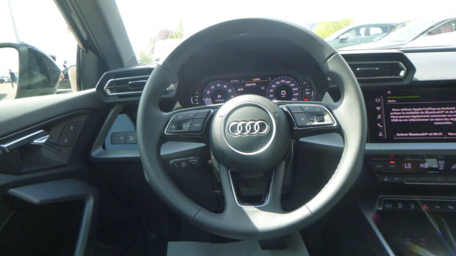 Mandataire Automobile neuf, recherche de Audi A3-sportback-tfsi-150-s-tronic-s-line - E-Motors