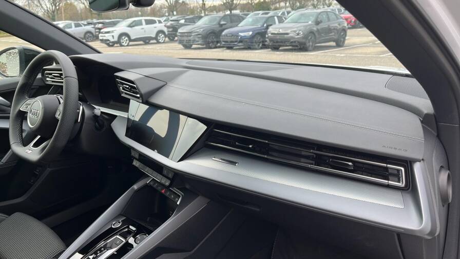 Mandataire Automobile neuf, recherche de Audi A3-sportback-nouvelle-45-tfsi-e-hybride-rechargeable-272-s-tronic-6-s-line - E-Motors