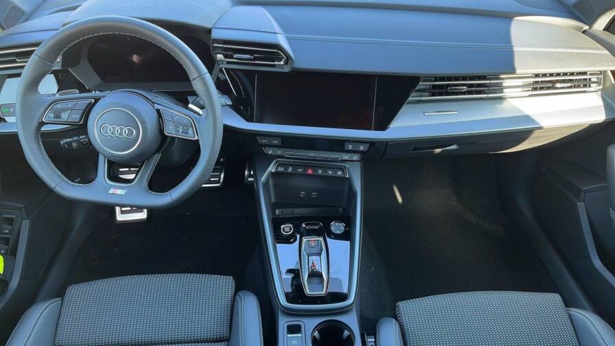 Mandataire Automobile neuf, recherche de Audi A3-sportback-nouvelle-45-tfsi-e-hybride-rechargeable-272-s-tronic-6-s-line - E-Motors
