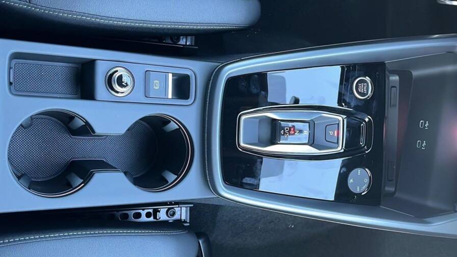 Mandataire Automobile neuf, recherche de Audi A3-sportback-nouvelle-45-tfsi-e-hybride-rechargeable-272-s-tronic-6-s-line - E-Motors