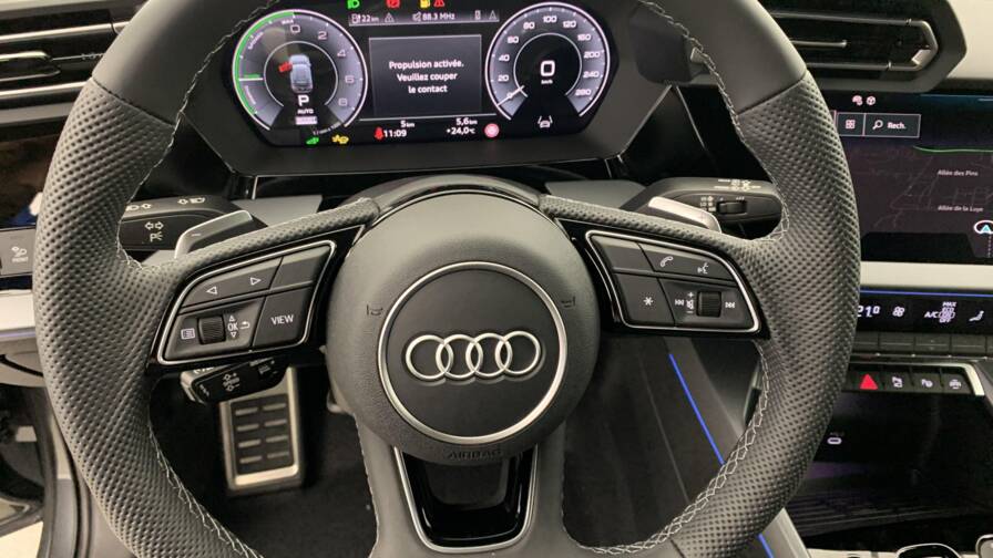 Mandataire Automobile neuf, recherche de Audi A3-sportback-nouvelle-45-tfsi-e-hybride-rechargeable-272-s-tronic-6-s-line - E-Motors