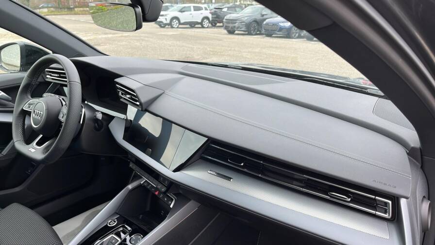 Mandataire Automobile neuf, recherche de Audi A3-sportback-nouvelle-45-tfsi-e-hybride-rechargeable-272-s-tronic-6-s-line - E-Motors