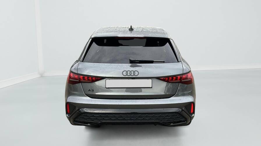 Mandataire Automobile neuf, recherche de Audi A3-sportback-nouvelle-45-tfsi-e-hybride-rechargeable-272-s-tronic-6-s-line - E-Motors