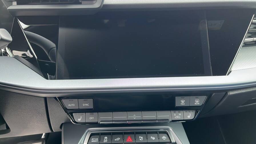 Mandataire Automobile neuf, recherche de Audi A3-sportback-nouvelle-45-tfsi-e-hybride-rechargeable-272-s-tronic-6-s-line - E-Motors