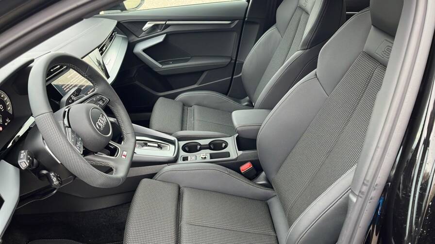 Mandataire Automobile neuf, recherche de Audi A3-sportback-nouvelle-45-tfsi-e-hybride-rechargeable-272-s-tronic-6-s-line - E-Motors