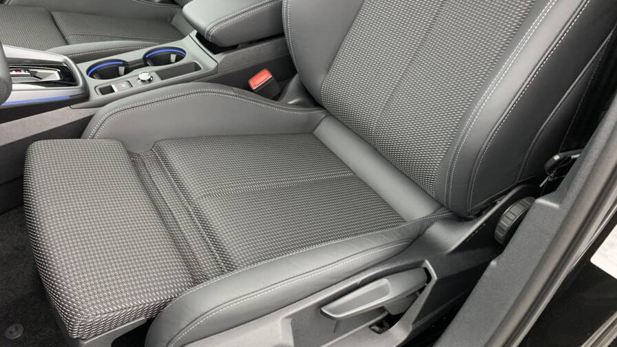 Mandataire Automobile neuf, recherche de Audi A3-sportback-nouvelle-45-tfsi-e-hybride-rechargeable-272-s-tronic-6-s-line - E-Motors