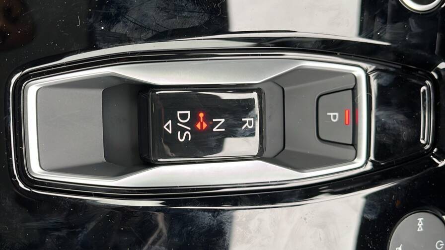 Mandataire Automobile neuf, recherche de Audi A3-sportback-nouvelle-45-tfsi-e-hybride-rechargeable-272-s-tronic-6-s-line - E-Motors