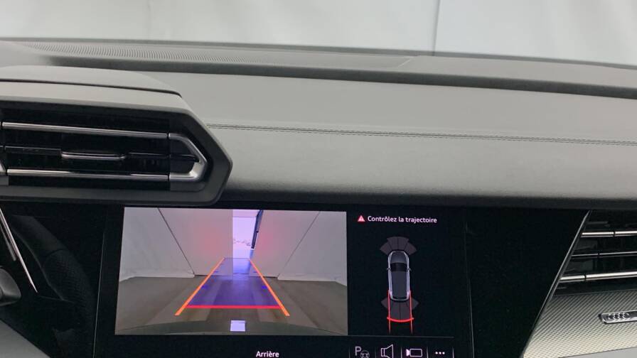 Mandataire Automobile neuf, recherche de Audi A3-sportback-nouvelle-45-tfsi-e-hybride-rechargeable-272-s-tronic-6-s-line - E-Motors