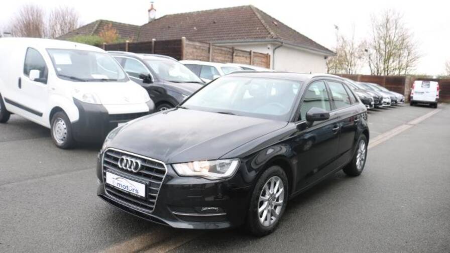 Avis-mandataire-auto-Emotors-Audi-A3-sportback-1-6-tdi-105-ambiente-5p.