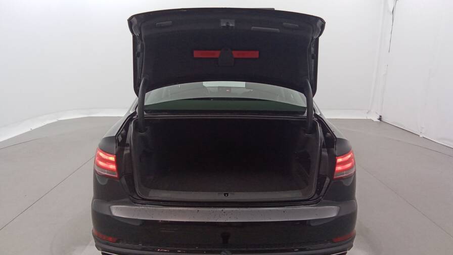 Mandataire Automobile occasion, recherche de Audi A4-35-tfsi-150-gps - E-Motors