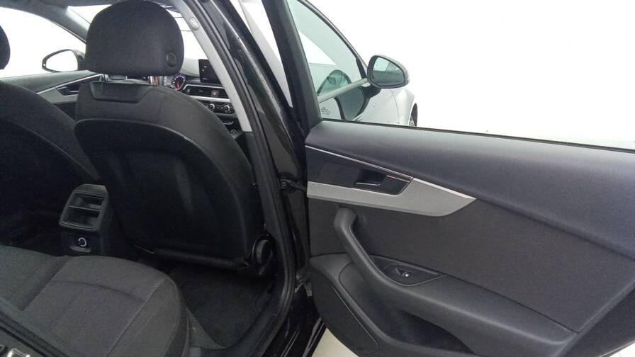 Mandataire Automobile occasion, recherche de Audi A4-35-tfsi-150-gps - E-Motors