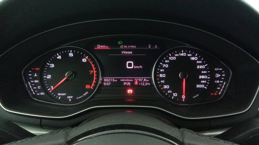 Mandataire Automobile occasion, recherche de Audi A4-35-tfsi-150-s-tronic-7-design-gps-camera - E-Motors