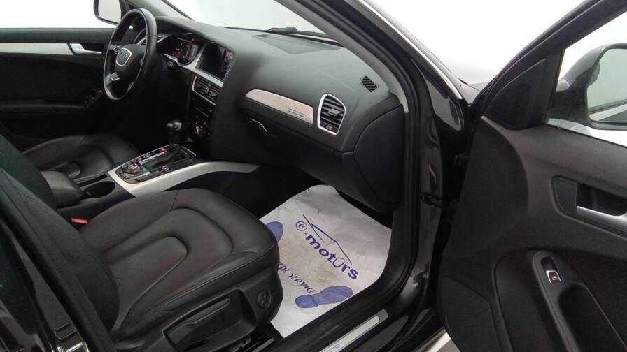 Mandataire Automobile occasion, recherche de Audi A4-allroad-quattro-2-0-tdi-163-ambiente-s-tronic - E-Motors