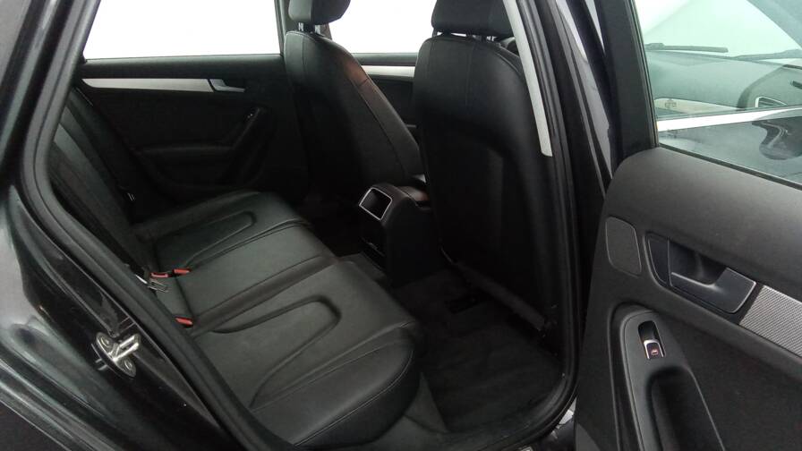 Mandataire Automobile occasion, recherche de Audi A4-allroad-quattro-2-0-tdi-163-ambiente-s-tronic - E-Motors