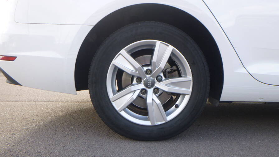 Mandataire Automobile occasion, recherche de Audi A4-1-4-tfsi-150-design - E-Motors