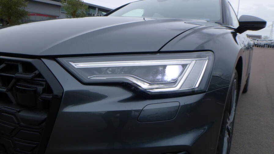 Mandataire Automobile neuf, recherche de Audi A6-avant-competition-55-tfsie-367-s-tronic-7-quattro-toit-jantes-20 - E-Motors