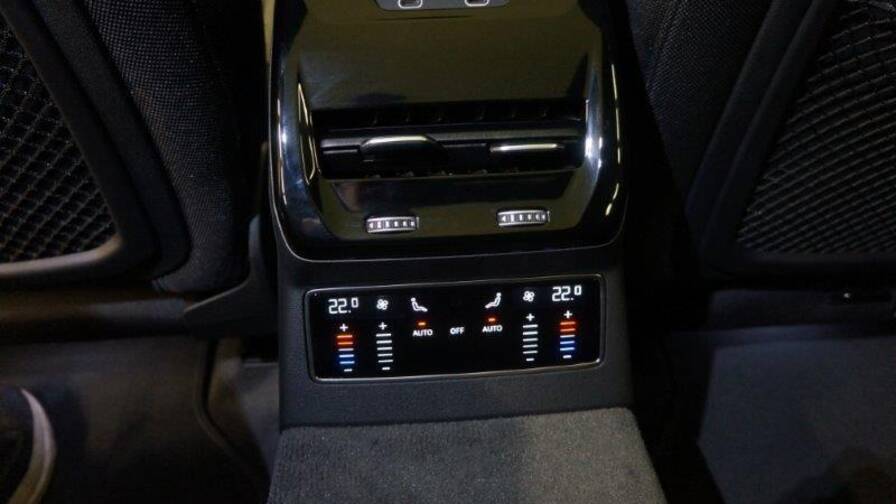 Mandataire Automobile neuf, recherche de Audi A6-avant-tdi-204-ch-s-tronic-7-quattro-s-line - E-Motors