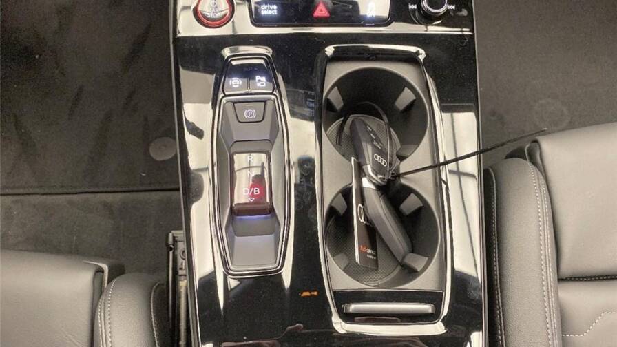 Mandataire Automobile neuf, recherche de Audi A6-e-tron-performance-367-ch-100-kwh-s-line - E-Motors