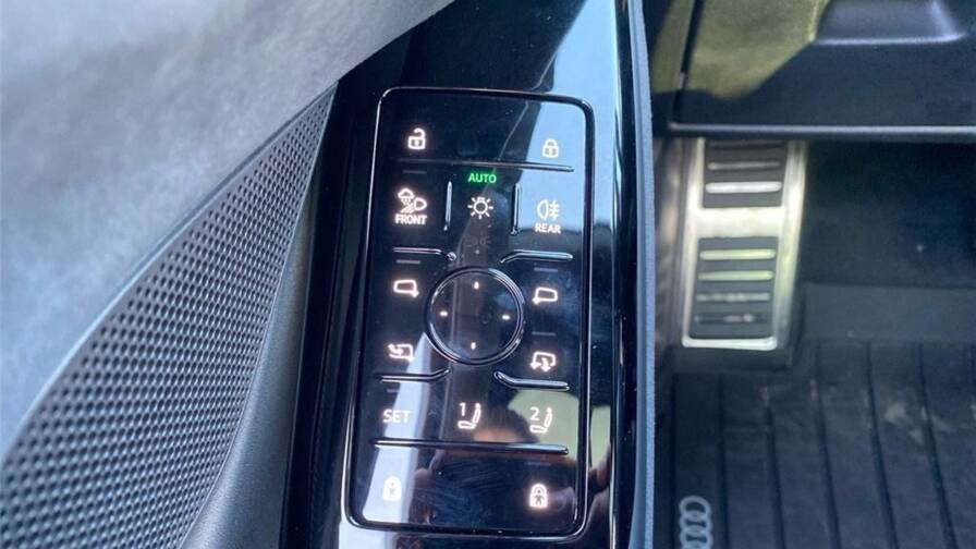 Mandataire Automobile neuf, recherche de Audi A6-e-tron-performance-367-ch-100-kwh-s-line - E-Motors