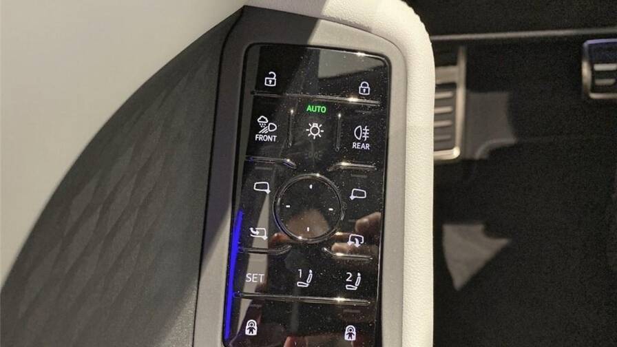 Mandataire Automobile neuf, recherche de Audi A6-vi-e-hybrid-367-ch-s-tronic-7-quattro-s-line - E-Motors