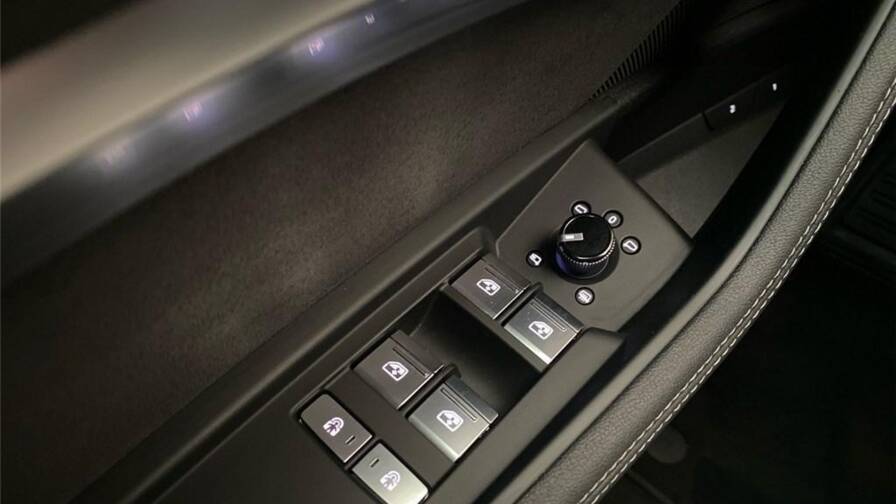 Mandataire Automobile occasion, recherche de Audi E-tron-55-quattro-408-ch-s-line - E-Motors