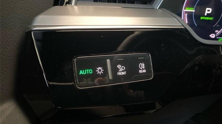 Mandataire Automobile occasion, recherche de Audi E-tron-55-quattro-408-ch-s-line - E-Motors