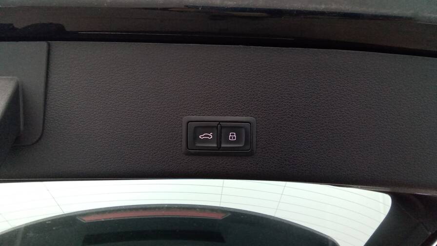 Mandataire Automobile occasion, recherche de Audi E-tron-50-quattro-313-cuir-gps-camera - E-Motors