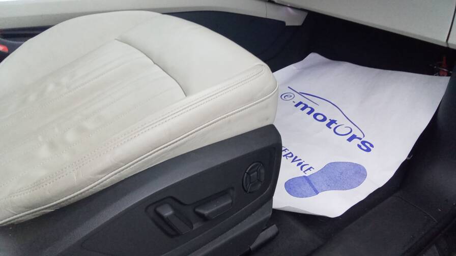 Mandataire Automobile occasion, recherche de Audi E-tron-50-quattro-313-cuir-gps-camera - E-Motors