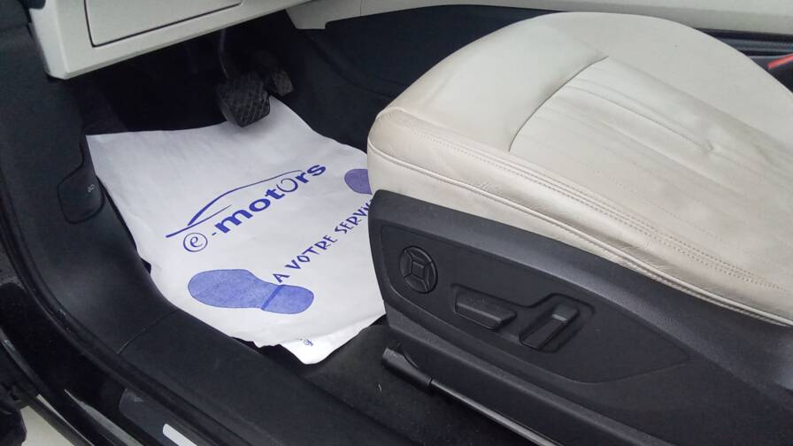 Mandataire Automobile occasion, recherche de Audi E-tron-50-quattro-313-cuir-gps-camera - E-Motors