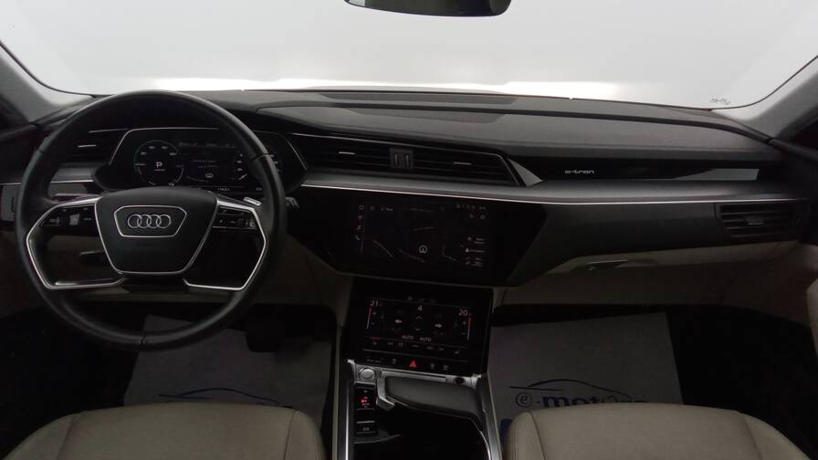 Mandataire Automobile occasion, recherche de Audi E-tron-50-quattro-313-cuir-gps-camera - E-Motors