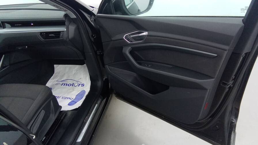 Mandataire Automobile occasion, recherche de Audi E-tron-50-quattro-313-gps - E-Motors