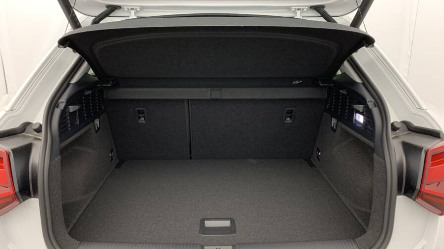 Mandataire Automobile neuf, recherche de Audi Q2-35-tdi-150-s-tronic-7-design - E-Motors