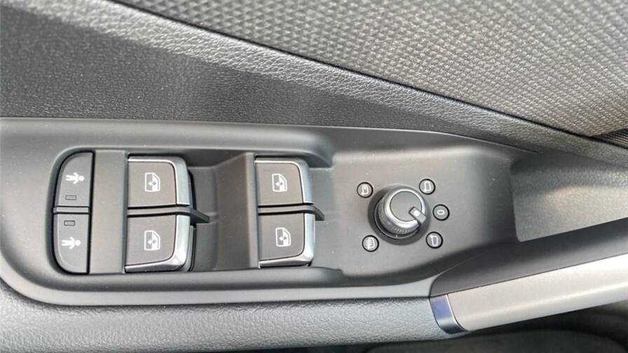 Mandataire Automobile occasion, recherche de Audi Q2-35-tfsi-150-s-tronic-7-design - E-Motors