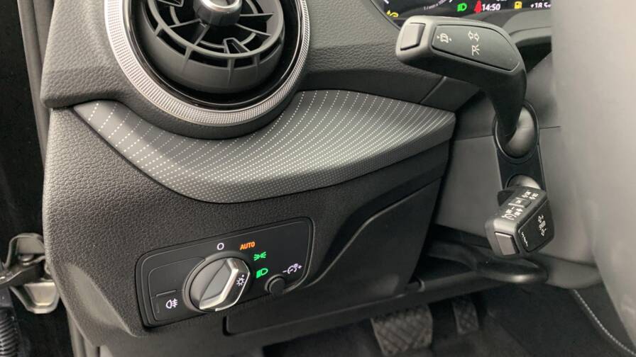 Mandataire Automobile neuf, recherche de Audi Q2-35-tfsi-150-s-tronic-7-design - E-Motors