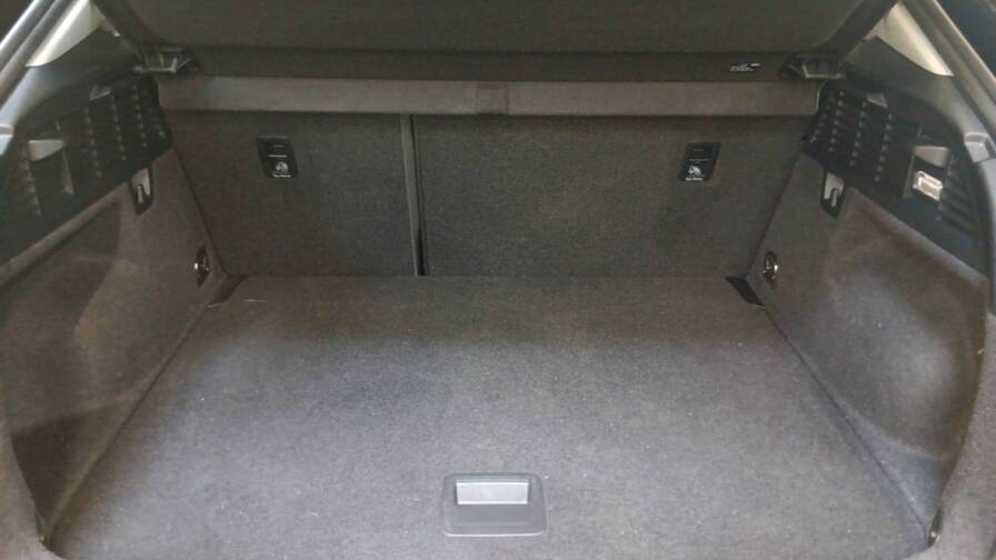 Mandataire Automobile occasion, recherche de Audi Q2-35-tfsi-150-s-tronic-7-s-line - E-Motors