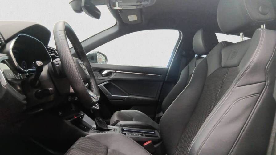 Mandataire Automobile occasion, recherche de Audi Q3-35-tdi-150-ch-s-tronic-7-s-line - E-Motors