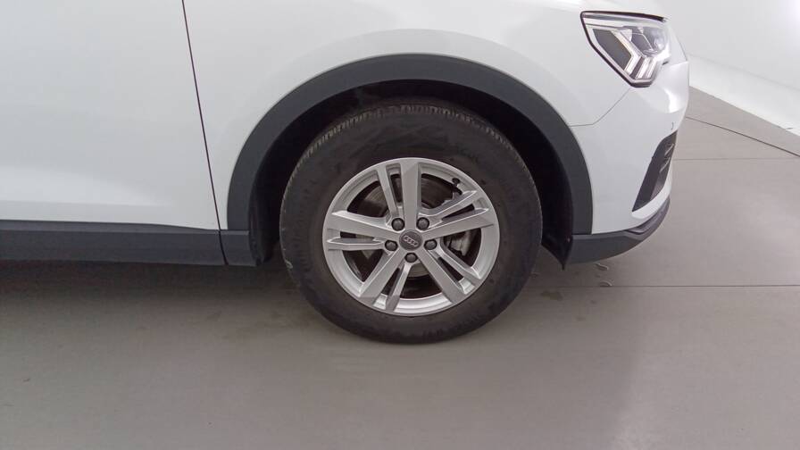 Mandataire Automobile occasion, recherche de Audi Q3-35-tfsi-150-design-gps - E-Motors