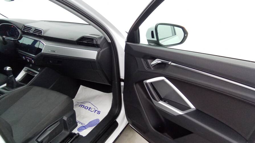 Mandataire Automobile occasion, recherche de Audi Q3-35-tfsi-150-design-gps - E-Motors