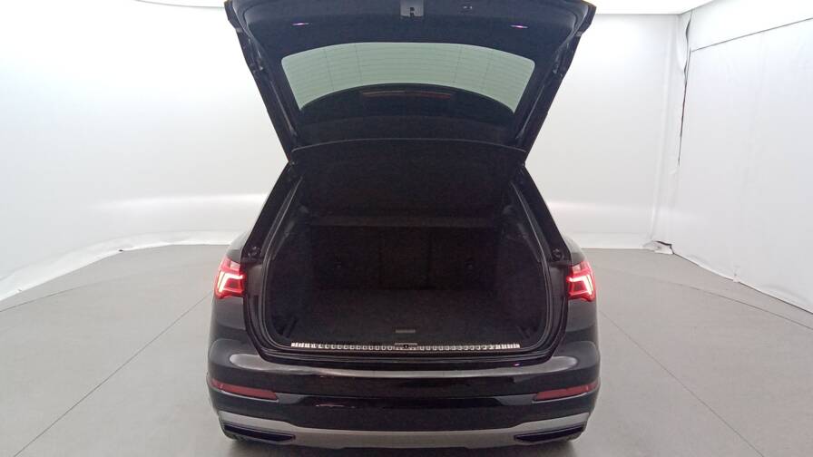 Mandataire Automobile occasion, recherche de Audi Q3-40-tfsi-190-s-tronic-7-quattro-design-luxe-plus-toit-plus-si-ges-lectrique - E-Motors