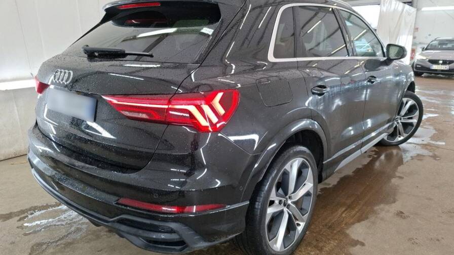 Mandataire Automobile occasion, recherche de Audi Q3-45-tfsie-245-s-tronic-6-s-line-plus-si-ges-avant-lectriques-plus-jantes-20-plus-hayon-motoris - E-Motors