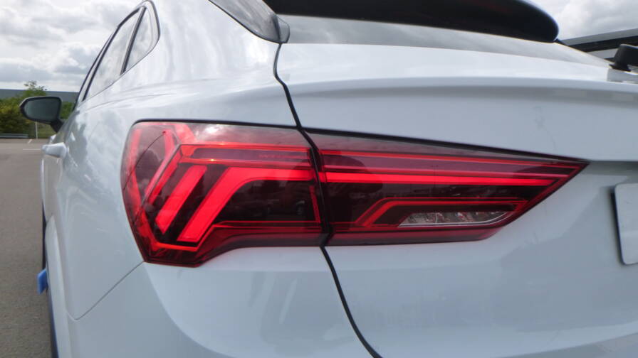 Mandataire Automobile neuf, recherche de Audi Q3-sportback-35-tdi-150-s-tronic-7-s-line-toit-acc-keyless-ja19 - E-Motors