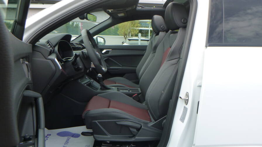 Mandataire Automobile neuf, recherche de Audi Q3-sportback-35-tdi-150-s-tronic-7-s-line-toit-acc-keyless-ja19 - E-Motors