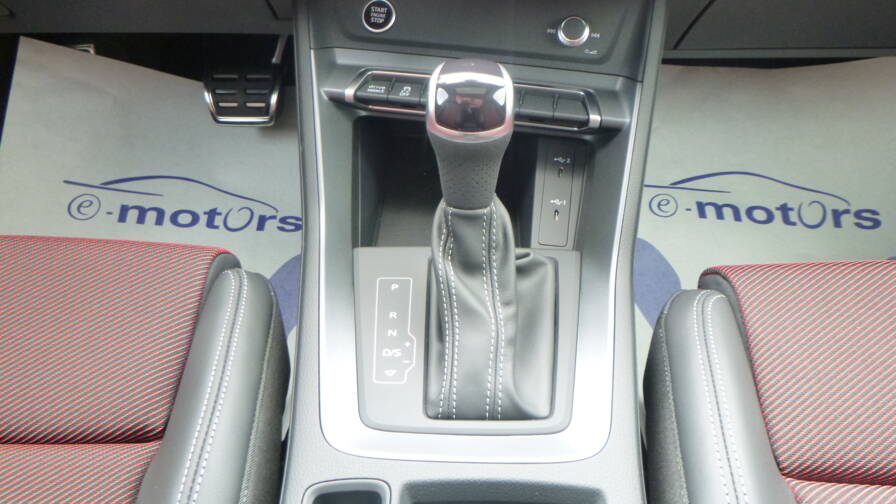 Mandataire Automobile neuf, recherche de Audi Q3-sportback-35-tdi-150-s-tronic-7-s-line-toit-acc-keyless-ja19 - E-Motors